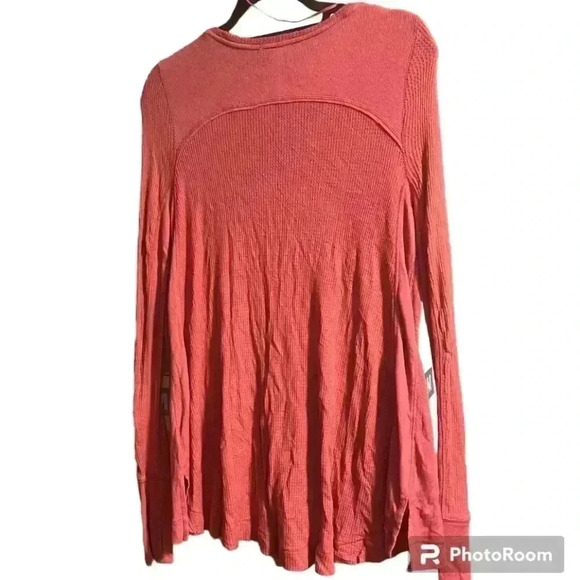 We the Free Malibu Thermal Top xS Burnt Orange-Red - Picture 3 of 5